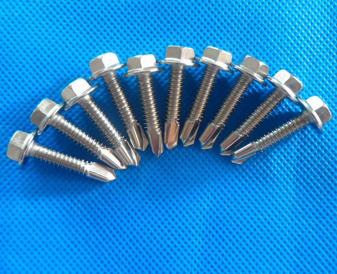 做好鋼筋的防銹及除銹是非常重要的工作需按以下操作使用除銹劑